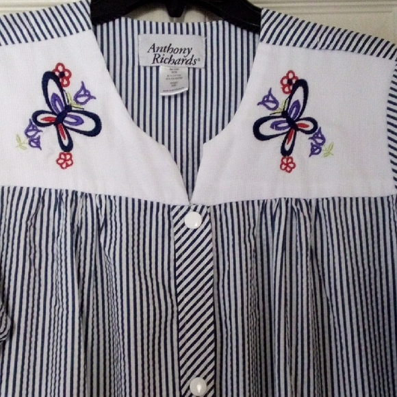 Anthony Richards Robe/House Dress - Picture 3 of 7